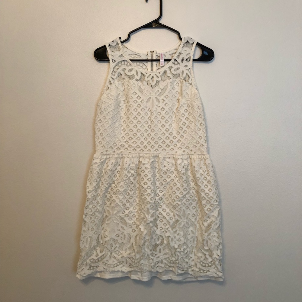 •Xhilaration• Cream Lace dress